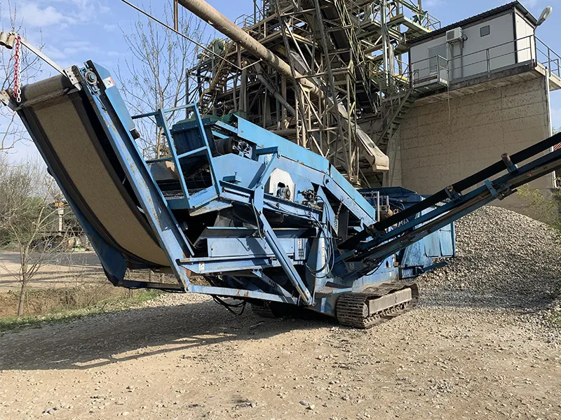 frantoio-mobile-fisso-per-calcinacci