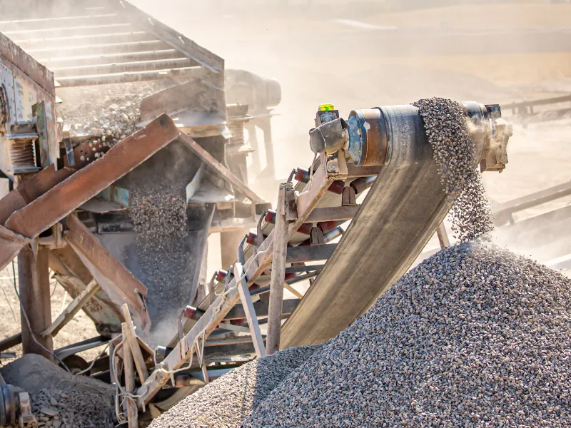 noleggio-macchine-frantumazione-mobili-fisse